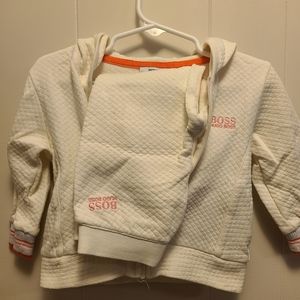 Hugo boss cream coloured tracksuit, size 12 months